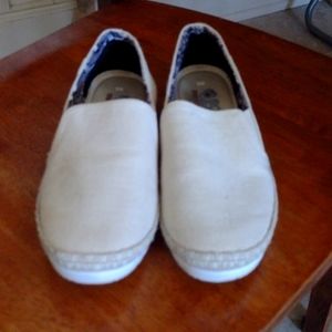 BOBs  loafers size 8W
